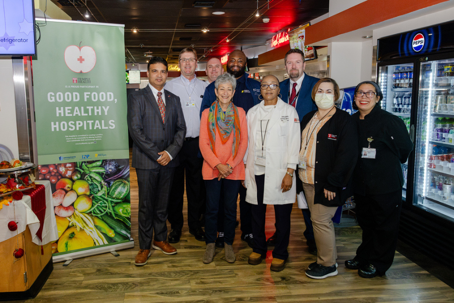 Health System leaders with TUH-Main Campus Dietary team members.