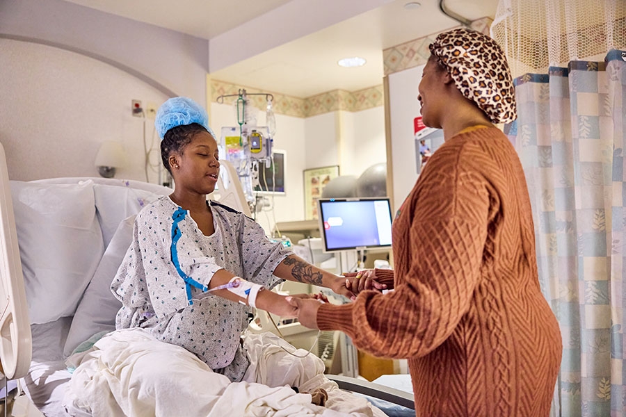 Mom receiving support at Temple University Hospital