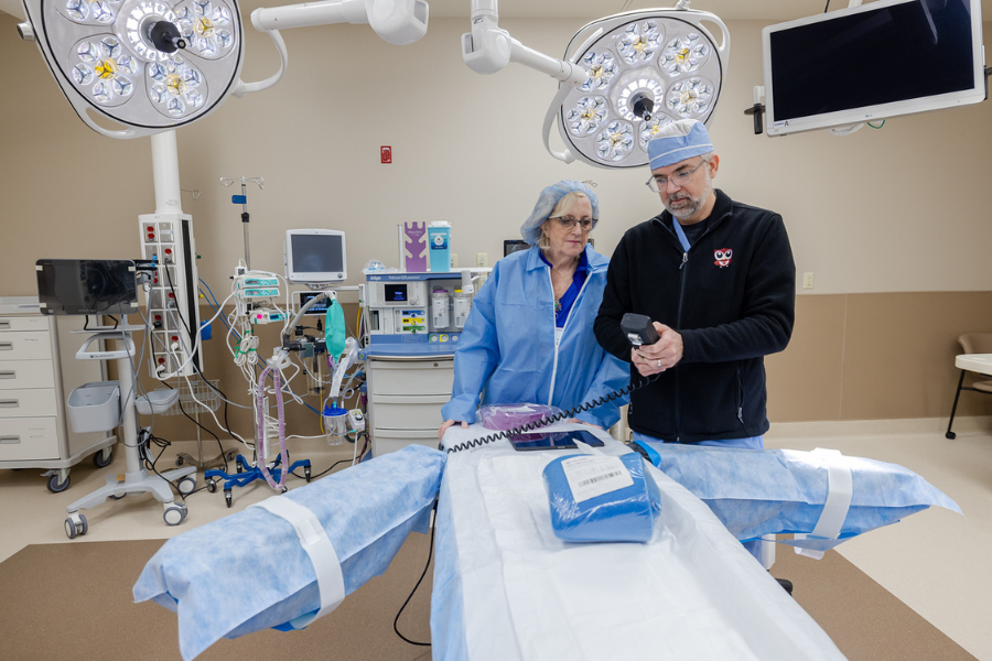 White and Dr. Kissko during the OR simulation.