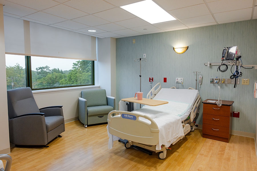Temple Women & Families Hospital maternity room