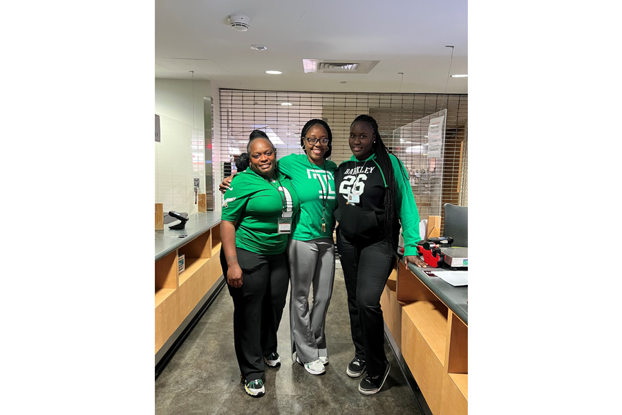 TUH-Main Campus Dietary team members.