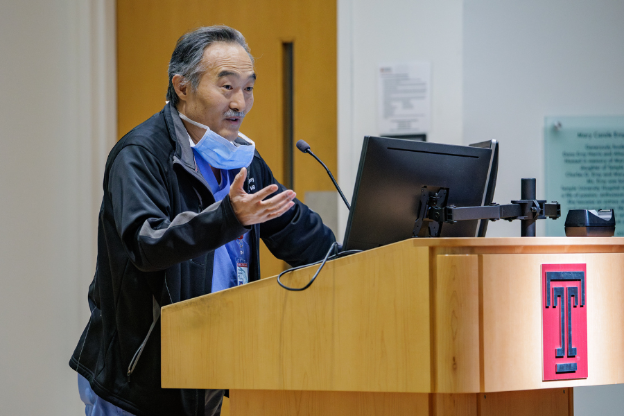 Temple Health teams celebrated achieving their national lung transplant milestone.