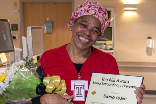 Diana Leslie, PCA with her BEE Award.