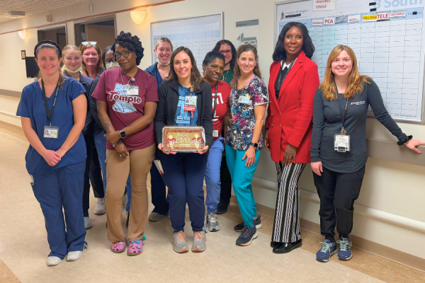 Team members on Chestnut Hill Hospital’s 3 South unit celebrate that their department has reached 1,000 days CLABSI-free!